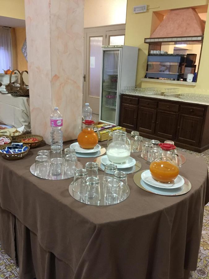 Hotel Attico Chianciano Terme Esterno foto